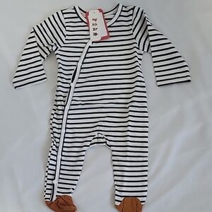 PatPat Black and White Striped Kids Footie